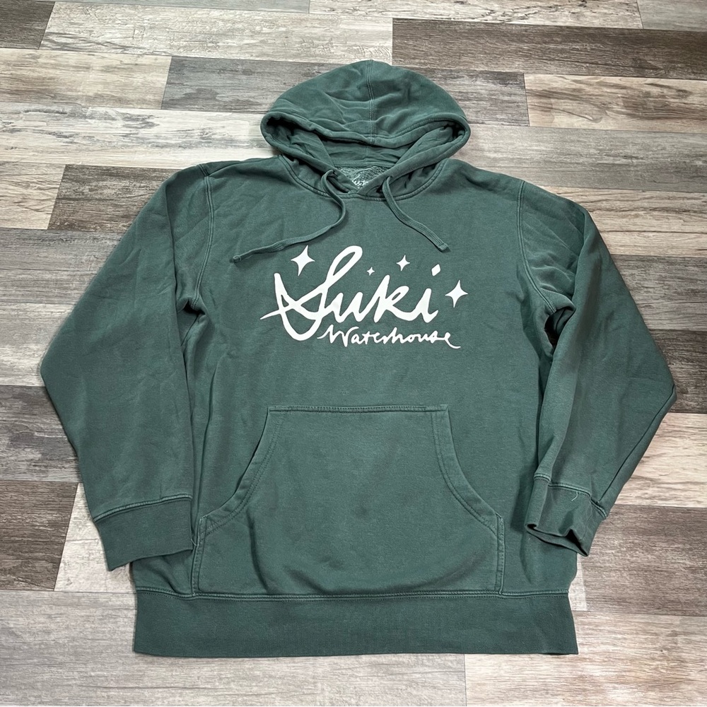 suki waterhouse green hoodie